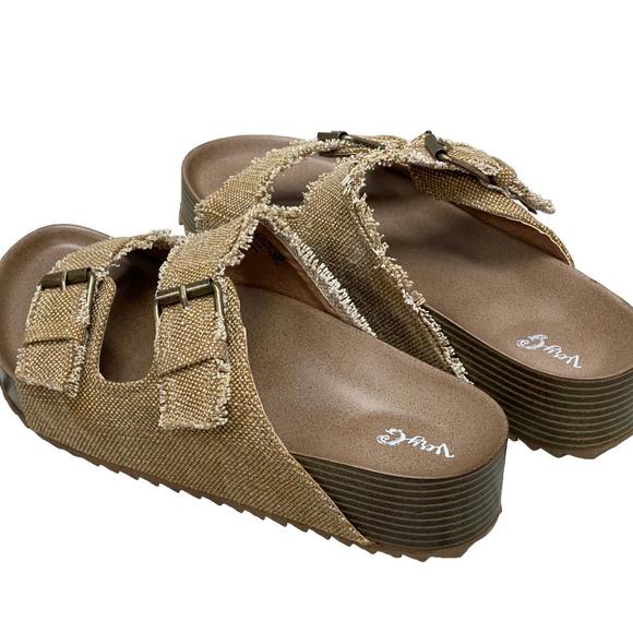 NEW VERY G women's robyn sandals in light tan - Picture 3 of 3